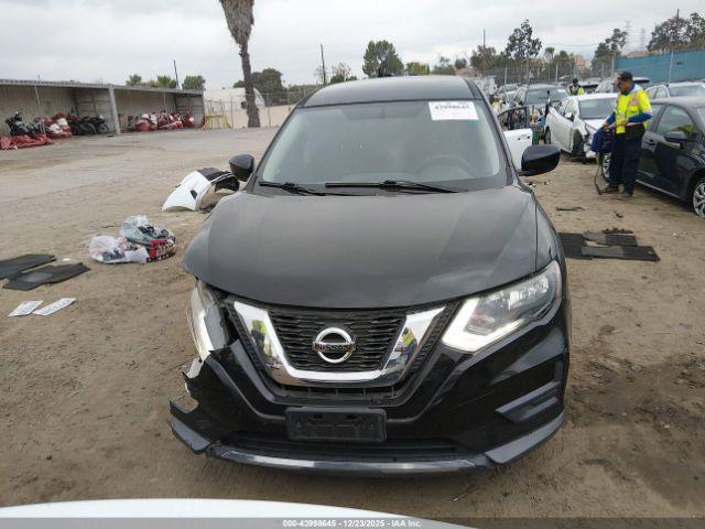 Nissan Rogue S Image 9