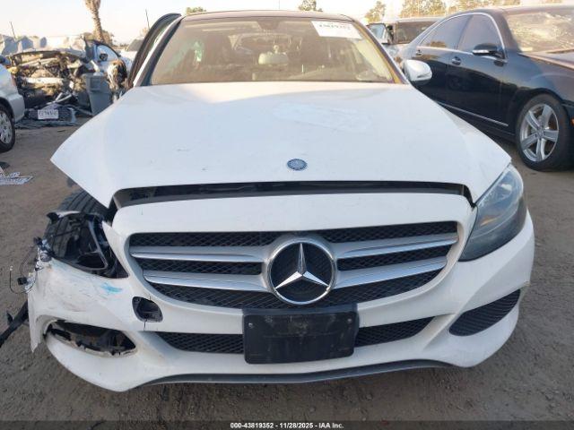 Mercedes-Benz C-Class Image 15