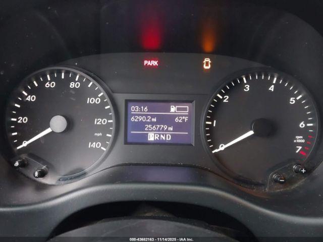 Mercedes-Benz Metris Image 8