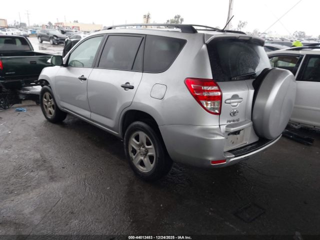 Toyota RAV4 Image 16