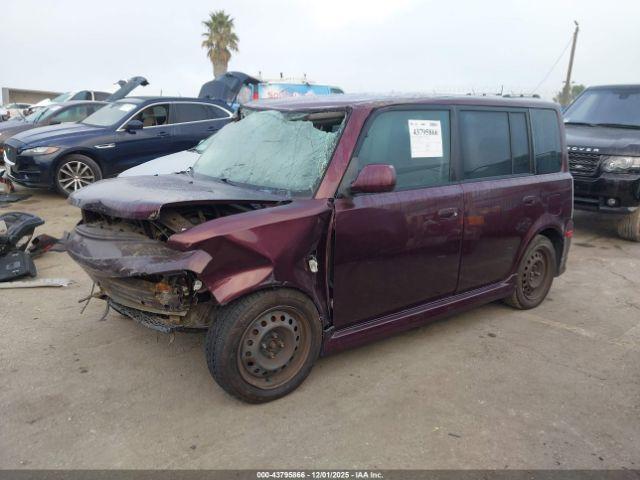 Scion xB Image 17