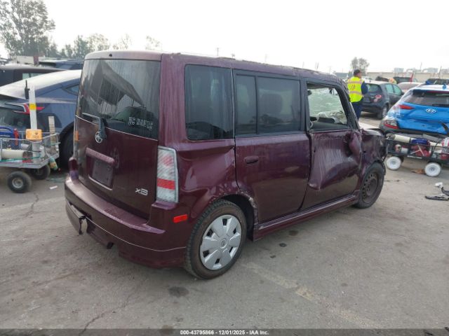 Scion xB Image 7