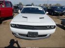 Dodge Challenger Sxt Image 17
