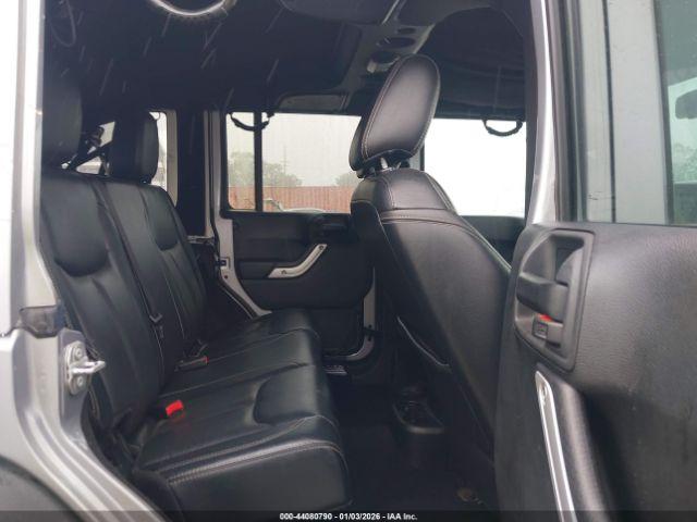 Jeep Wrangler Rubicon Image 9