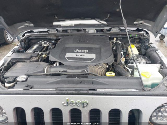 Jeep Wrangler Rubicon Image 13