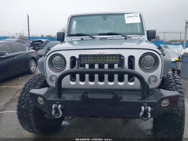 Jeep Wrangler Rubicon Image 3