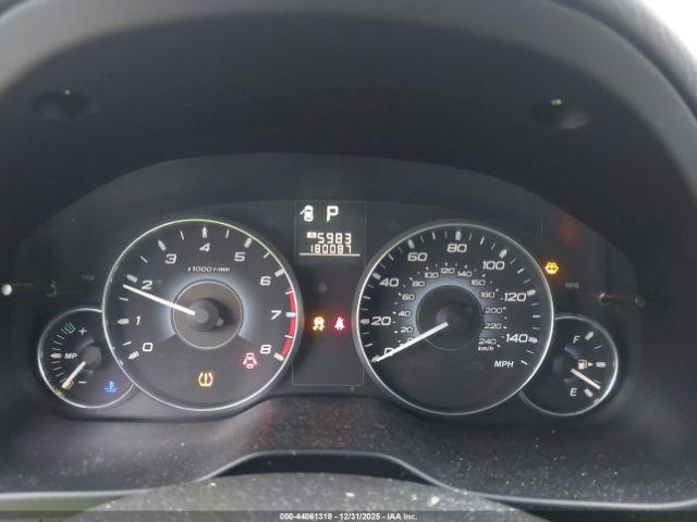 Subaru Outback 2.5i Limited Image 10