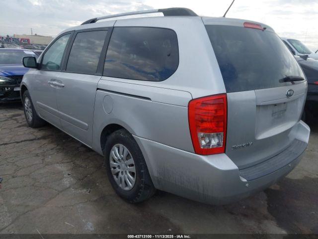 Kia Sedona Lx Image 2