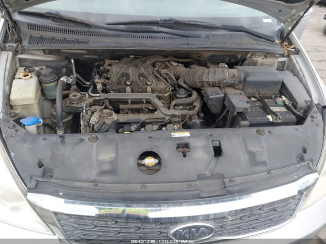 Kia Sedona Lx Image 6