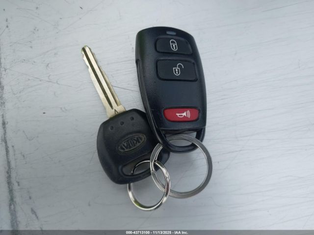 Kia Sedona Lx Image 10