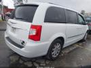 Chrysler Town & Country Touring Image 7