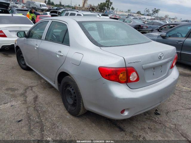 Toyota Corolla Le Image 8