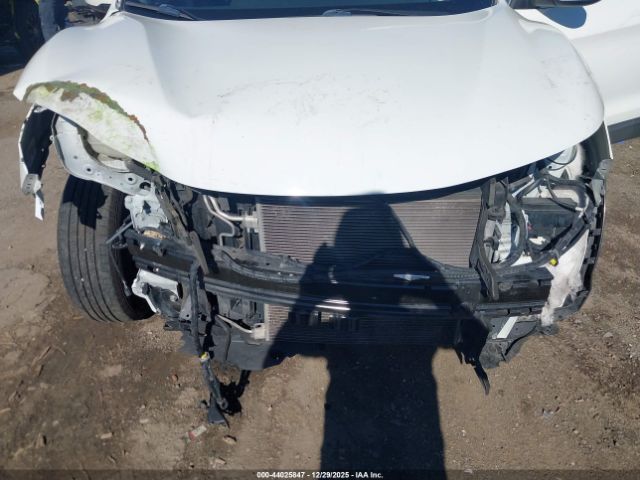 Nissan Rogue S Image 15