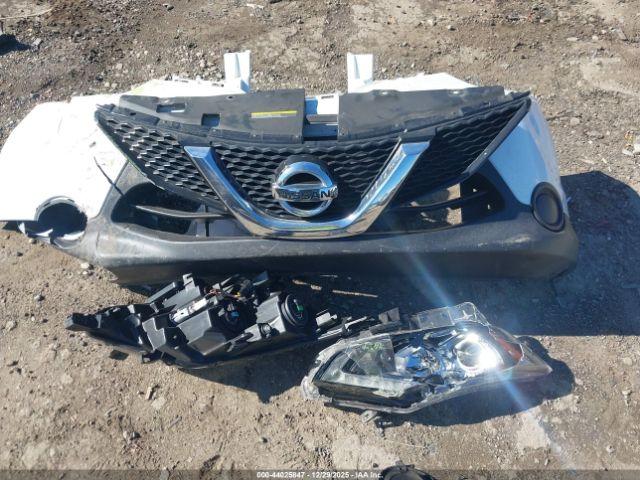 Nissan Rogue S Image 5