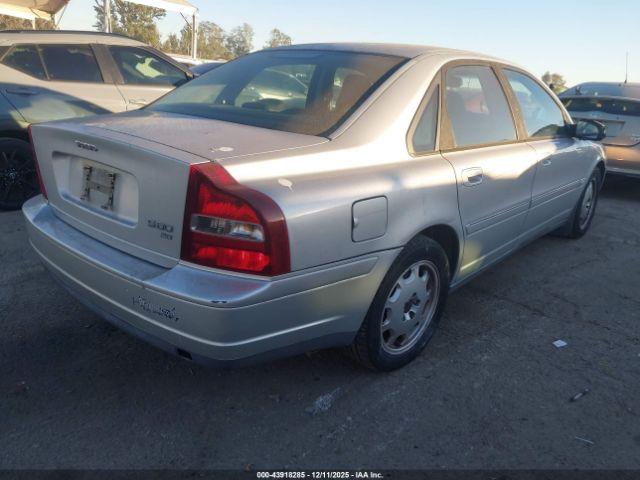 Volvo S80 2.9 Image 2
