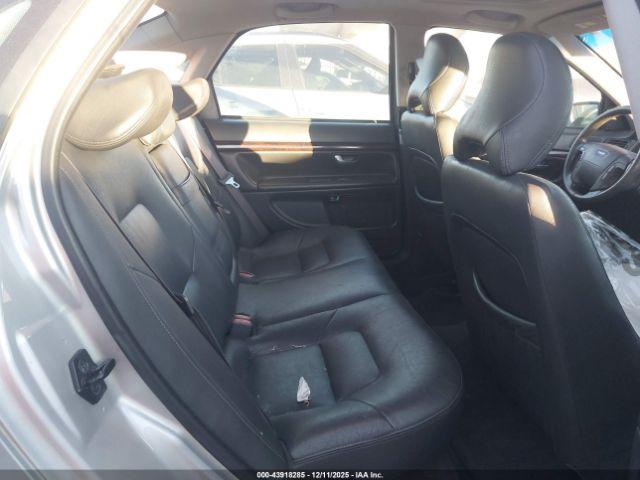 Volvo S80 2.9 Image 10