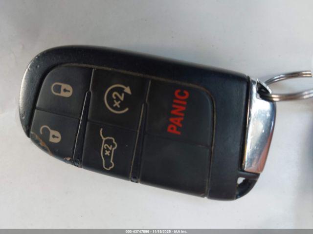 Jeep Compass Latitude Lux 4x4 Image 13