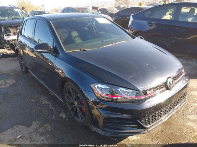 Volkswagen Golf Image 1