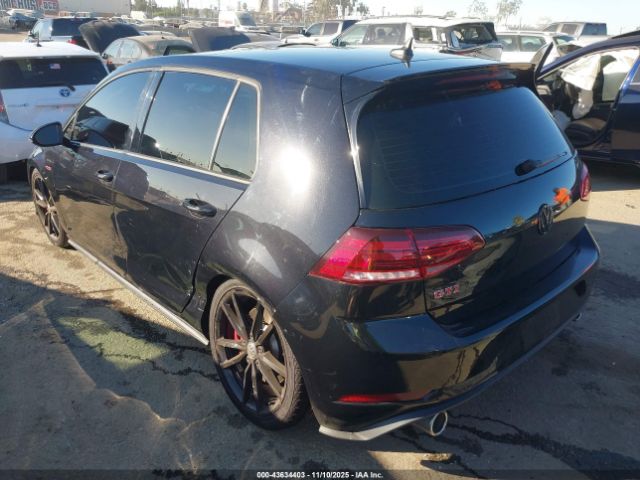 Volkswagen Golf Image 12