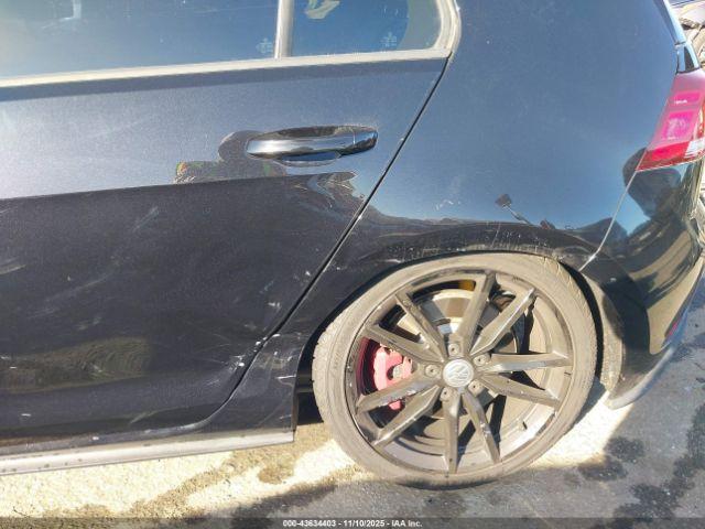 Volkswagen Golf Image 13