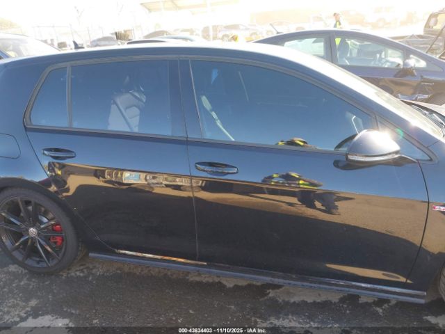 Volkswagen Golf Image 4