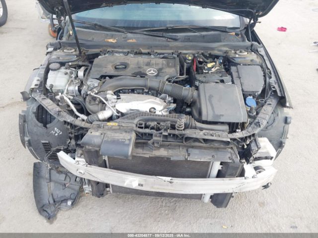 Mercedes-Benz A-Class Image 12