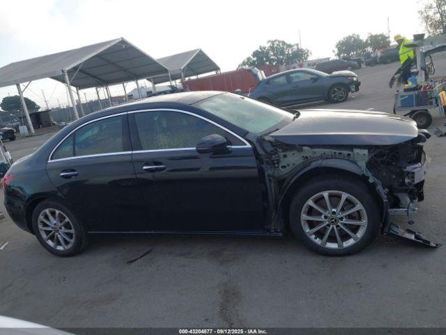 Mercedes-Benz A-Class Image 14