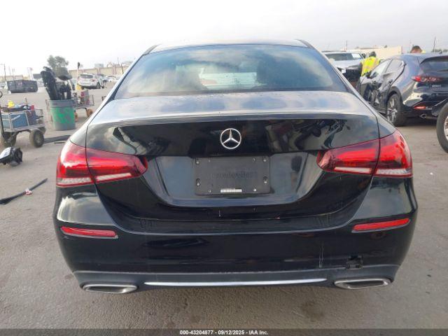 Mercedes-Benz A-Class Image 17