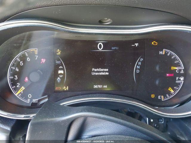 Jeep Grand Cherokee Laredo X 4x4 Image 6