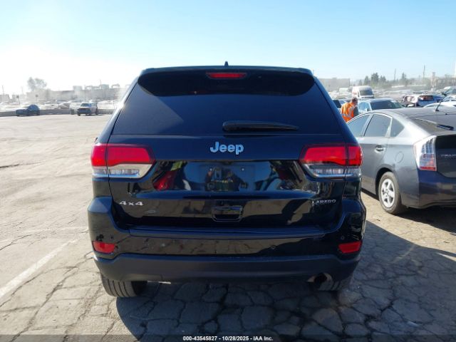 Jeep Grand Cherokee Laredo X 4x4 Image 13