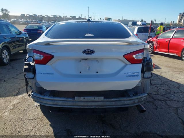 Ford Fusion Titanium Image 17
