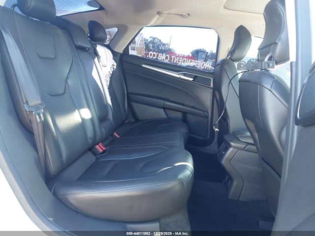 Ford Fusion Titanium Image 2