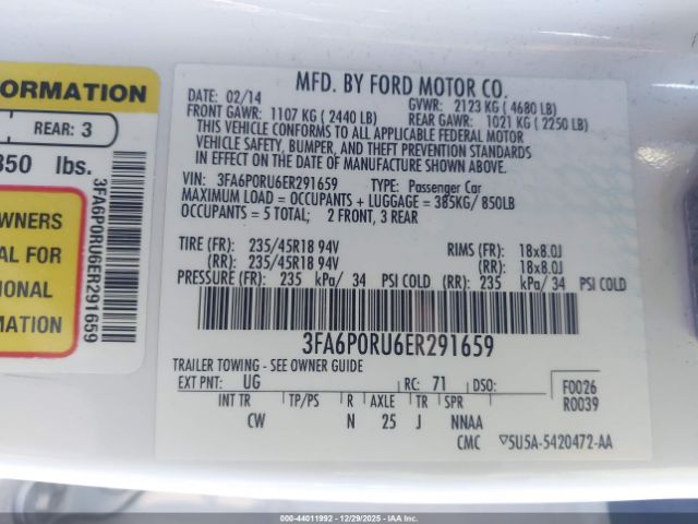 Ford Fusion Titanium Image 16