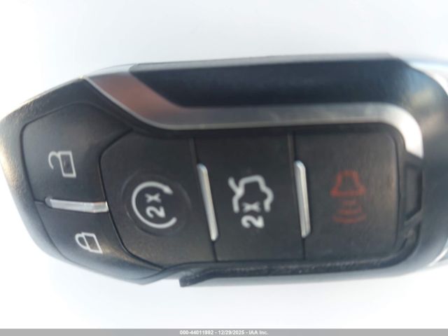 Ford Fusion Titanium Image 10