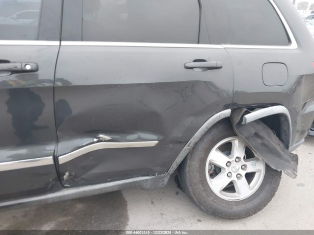 Jeep Grand Cherokee Laredo Image 3