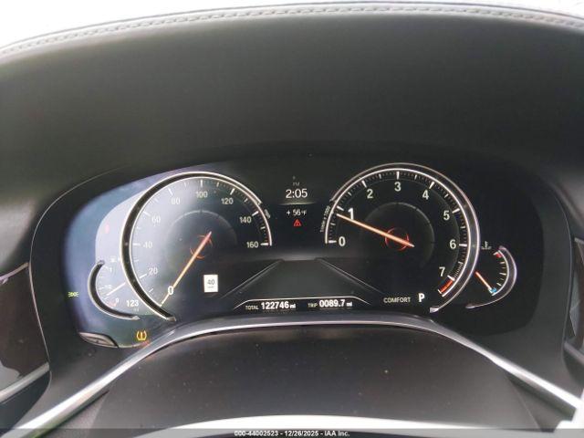 BMW 7 Series Image 5