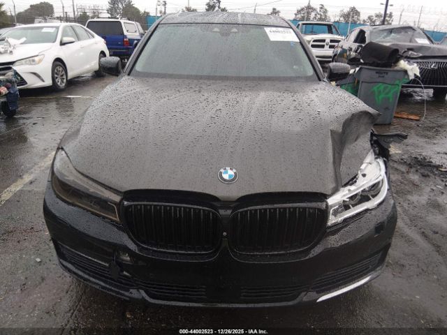BMW 7 Series Image 14