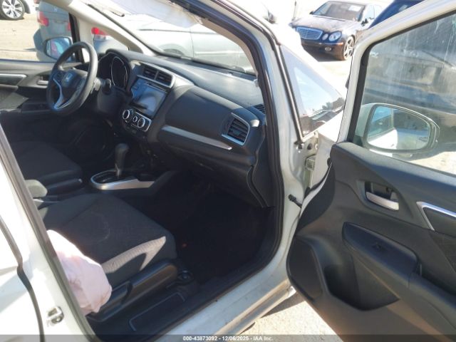 Honda Fit Image 6