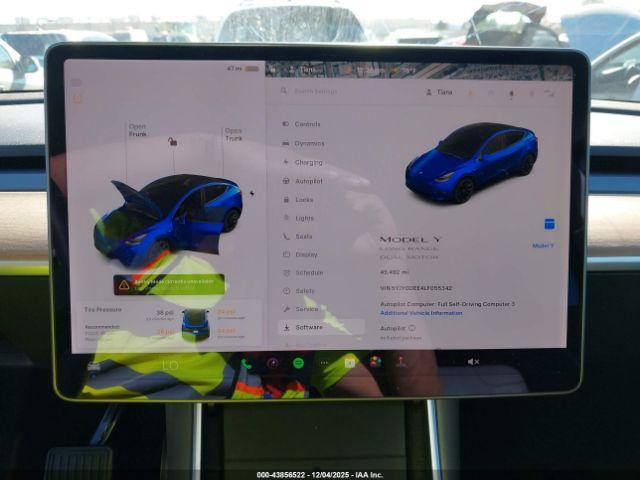 Tesla Model Y Long Range Dual Motor All-wheel Drive Image 6