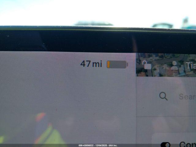 Tesla Model Y Long Range Dual Motor All-wheel Drive Image 16