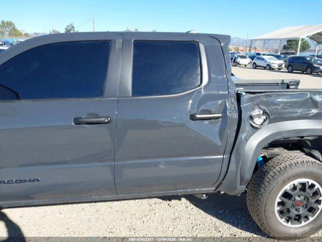 Toyota Tacoma Trd Off Road Image 4