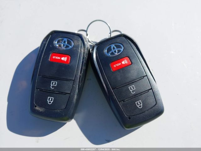 Toyota Tacoma Trd Off Road Image 16