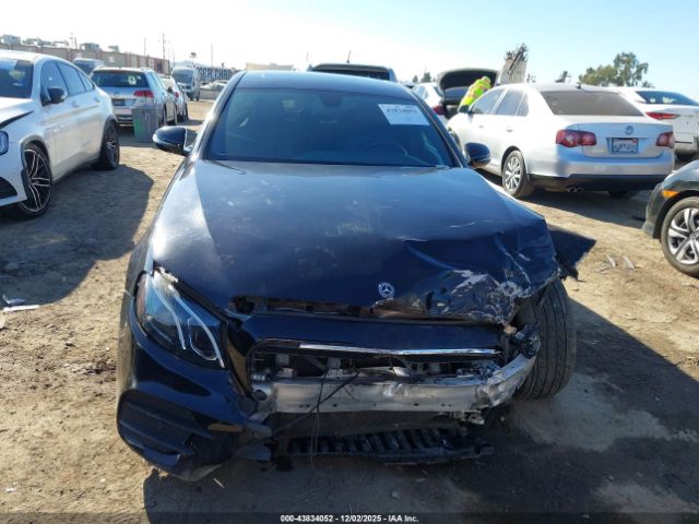 Mercedes-Benz E-Class Image 6