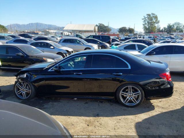 Mercedes-Benz E-Class Image 17