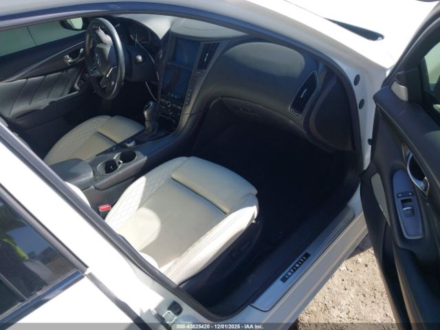 INFINITI Q50 Red Sport 400 Awd Image 6