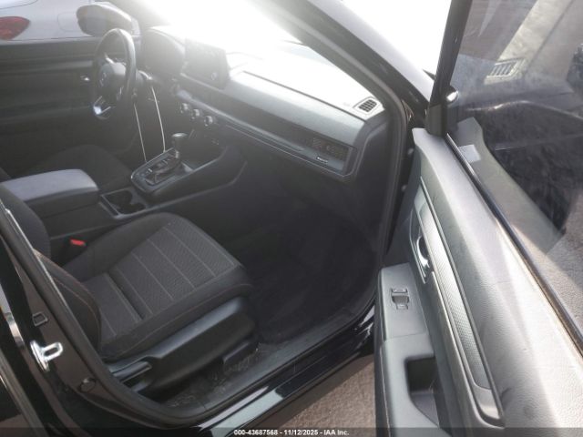 Honda CR-V Hybrid Sport Image 4