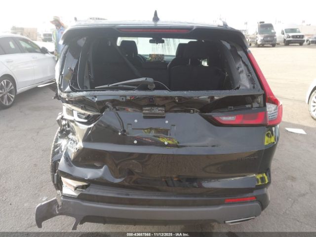 Honda CR-V Hybrid Sport Image 11