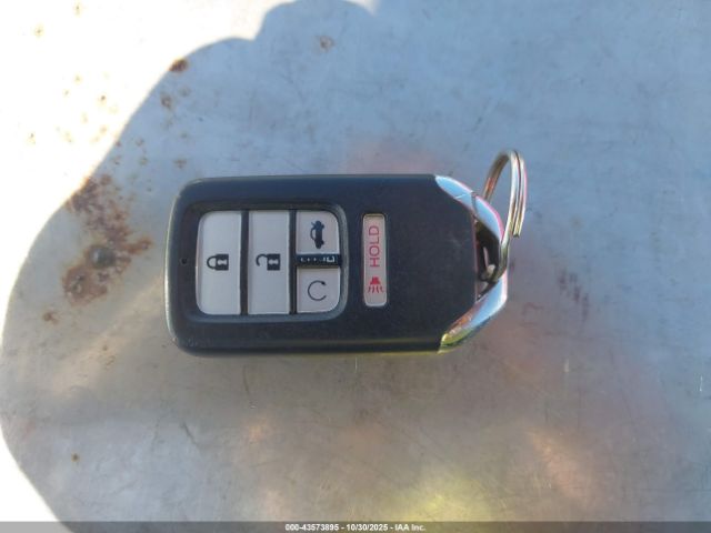 Honda Civic Touring Image 2