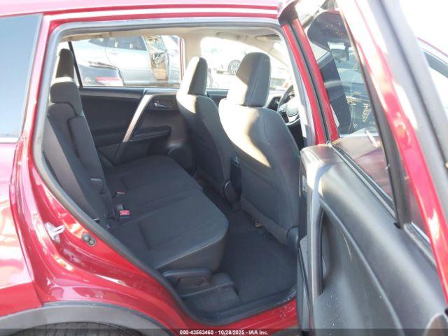 Toyota RAV4 Xle Image 7