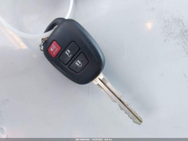 Toyota RAV4 Xle Image 14